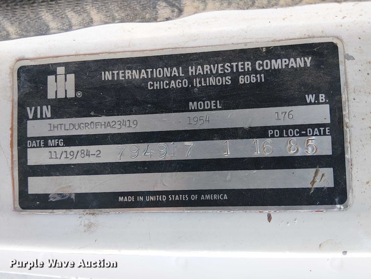 image for item EC1320 1985 International 1954 dump truck