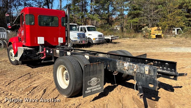 image for item EC3900 2015 Kenworth T370 truck cab and chassis