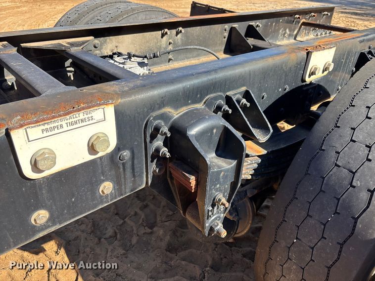 image for item EC3900 2015 Kenworth T370 truck cab and chassis