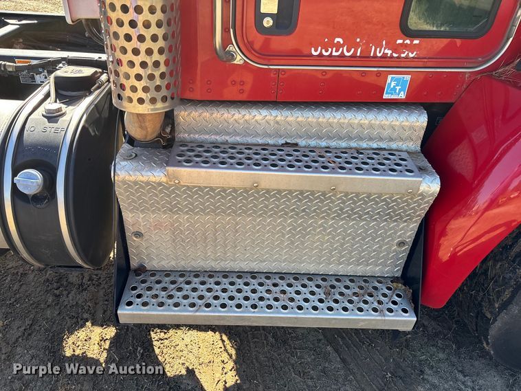 image for item EC3900 2015 Kenworth T370 truck cab and chassis