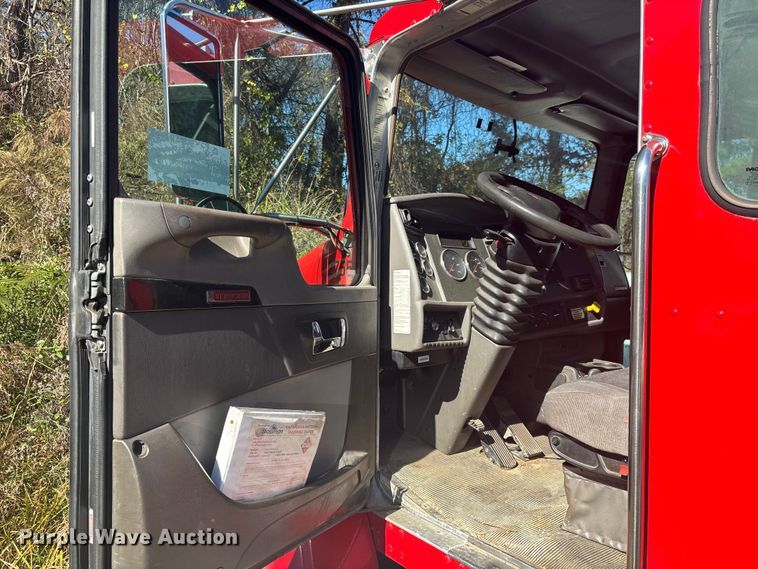 image for item EC3900 2015 Kenworth T370 truck cab and chassis