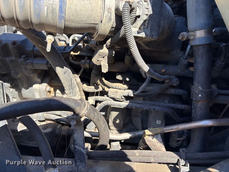 image for item EC3900 2015 Kenworth T370 truck cab and chassis