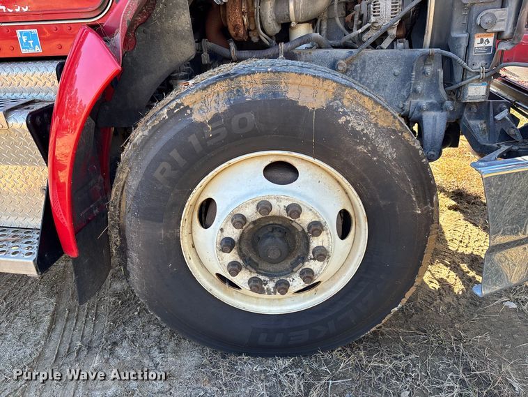 image for item EC3900 2015 Kenworth T370 truck cab and chassis