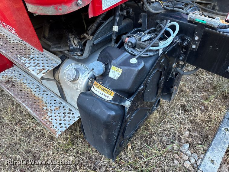 image for item EC3901 2015 Freightliner M2 truck cab and chassis