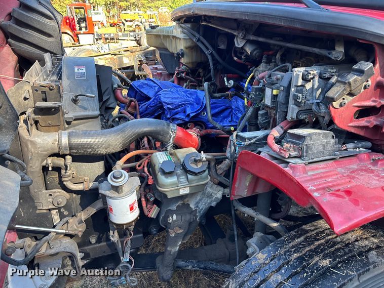 image for item EC3901 2015 Freightliner M2 truck cab and chassis