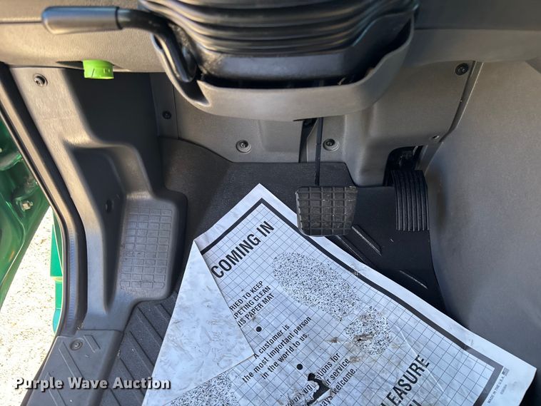 image for item EC3904 2020 International LT625 semi truck