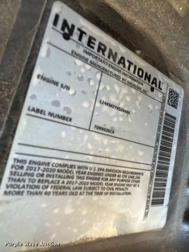 image for item EC3905 2020 International LT625 semi truck