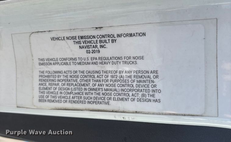 image for item EC3905 2020 International LT625 semi truck