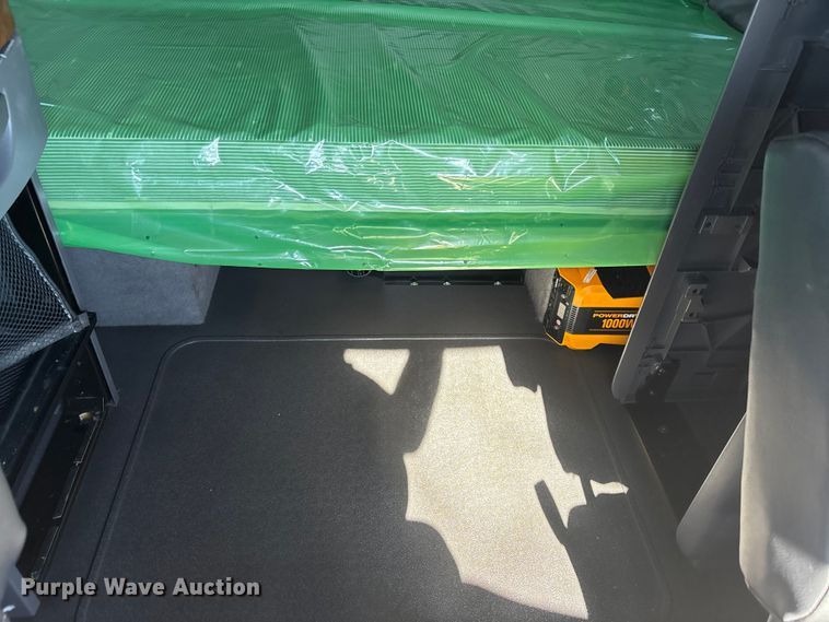 image for item EC3906 2020 International LT625 semi truck