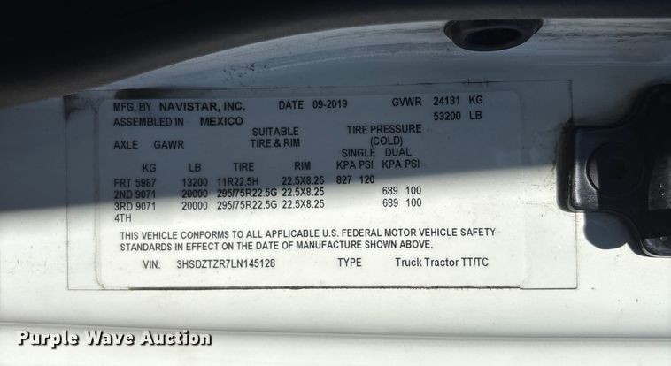 image for item EC3906 2020 International LT625 semi truck