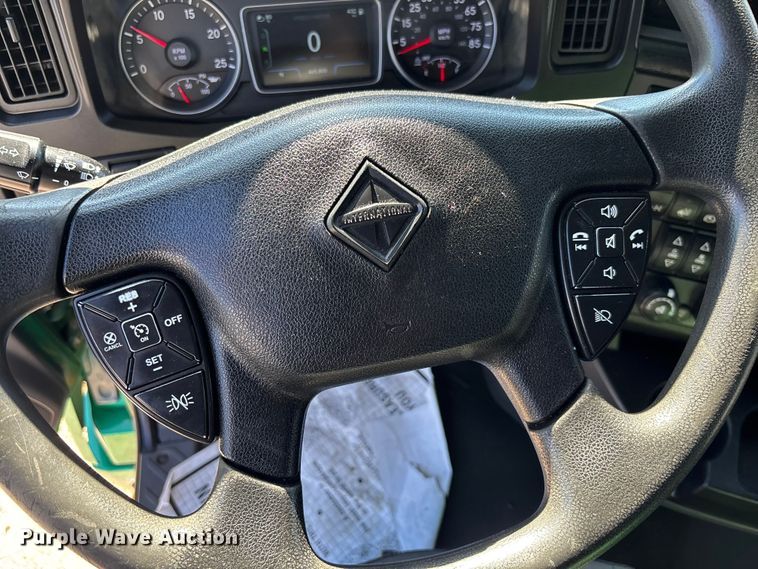 image for item EC3907 2020 International LT625 semi truck