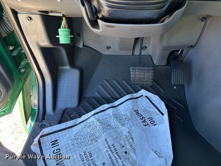 image for item EC3907 2020 International LT625 semi truck