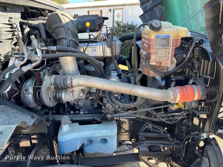 image for item EC3907 2020 International LT625 semi truck