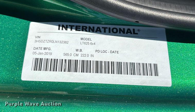 image for item EC3908 2020 International LT625 semi truck