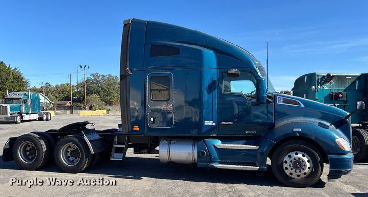 CAMIóN CAMAROTE 2019 KENWORTH