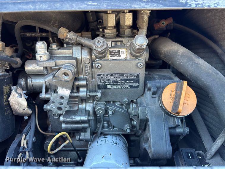 image for item EC3912 2019 Kenworth T680 semi truck