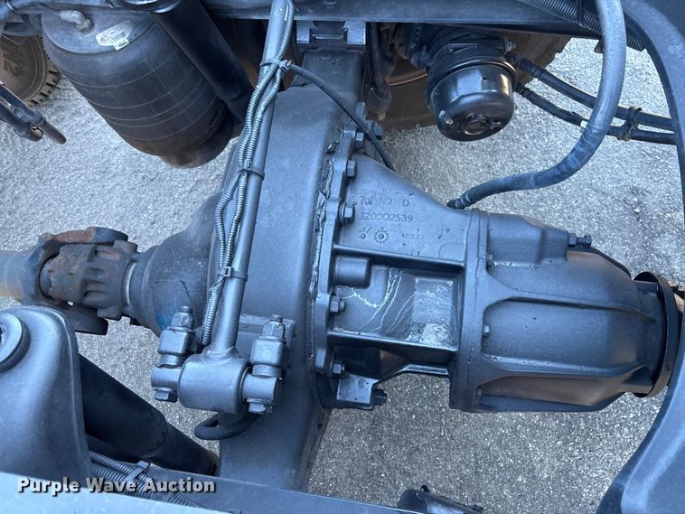 image for item EC3912 2019 Kenworth T680 semi truck