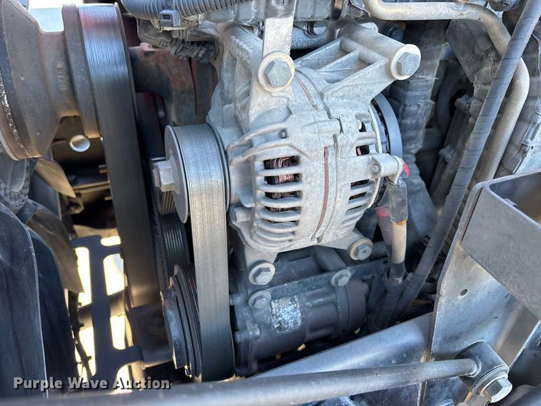 image for item EC3912 2019 Kenworth T680 semi truck