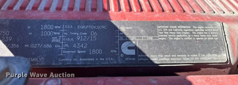 image for item EC3913 2019 Peterbilt 579 semi truck