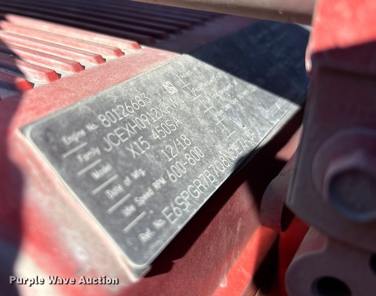 image for item EC3913 2019 Peterbilt 579 semi truck