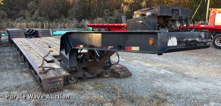 image for item EC3916 2007 PITTS LB52-24HD lowboy equipment trailer