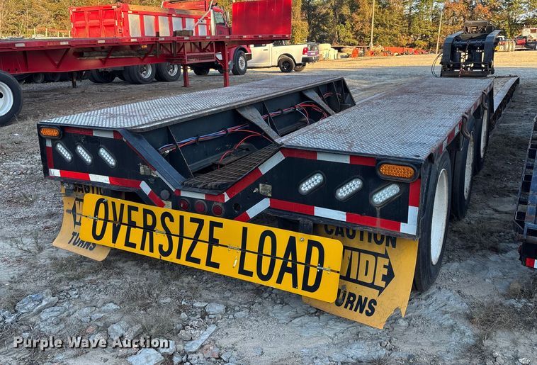 image for item EC3916 2007 PITTS LB52-24HD lowboy equipment trailer