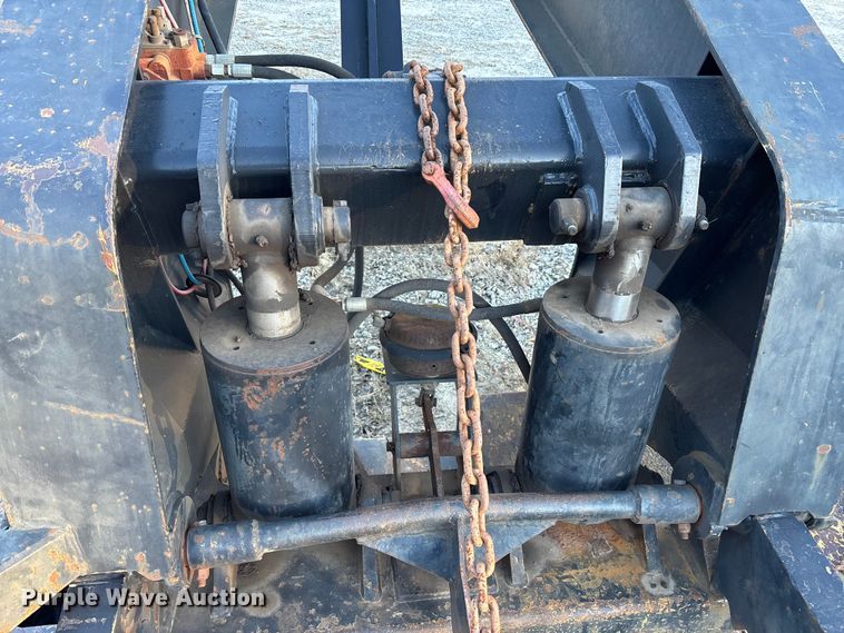 image for item EC3916 2007 PITTS LB52-24HD lowboy equipment trailer