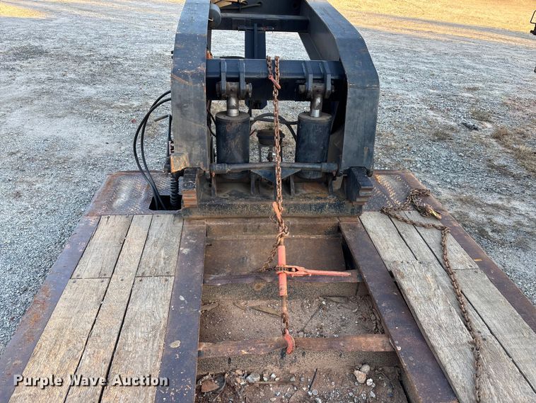image for item EC3916 2007 PITTS LB52-24HD lowboy equipment trailer