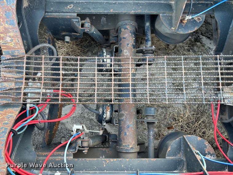 image for item EC3916 2007 PITTS LB52-24HD lowboy equipment trailer