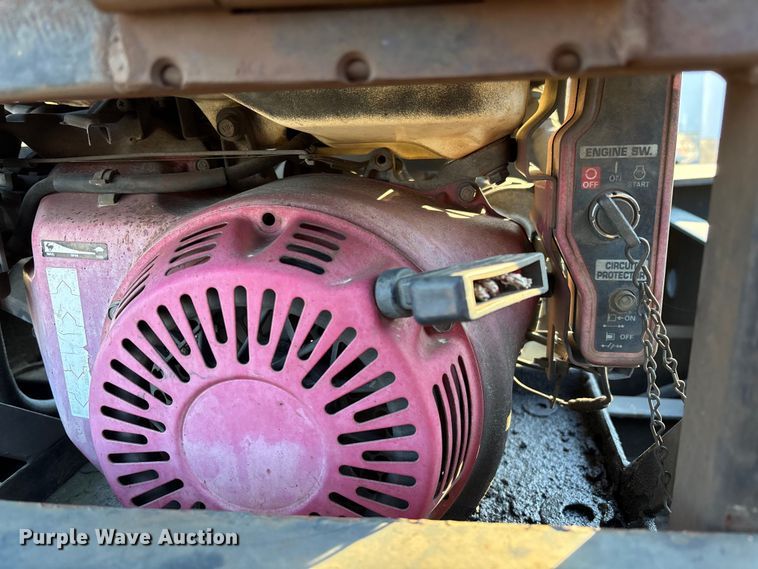 image for item EC3916 2007 PITTS LB52-24HD lowboy equipment trailer