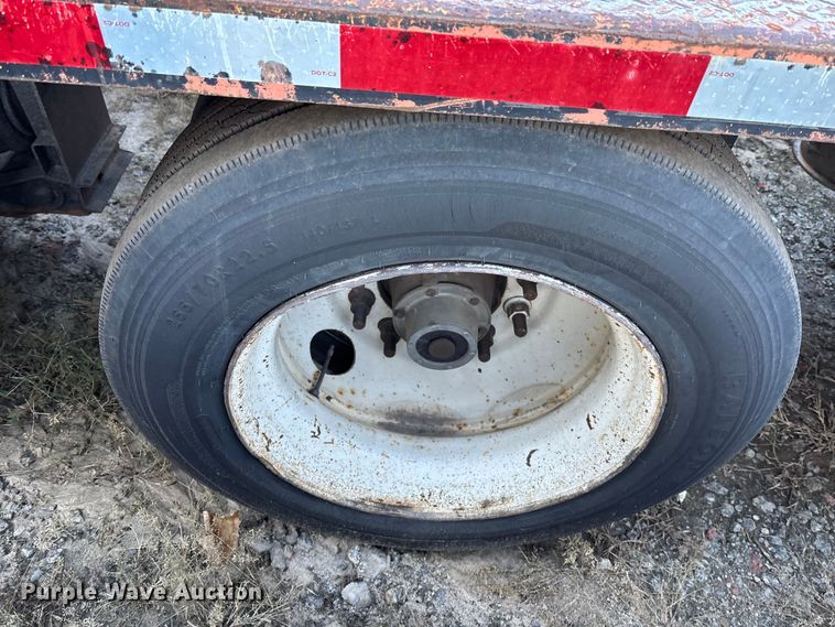 image for item EC3916 2007 PITTS LB52-24HD lowboy equipment trailer