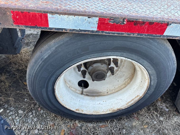 image for item EC3916 2007 PITTS LB52-24HD lowboy equipment trailer