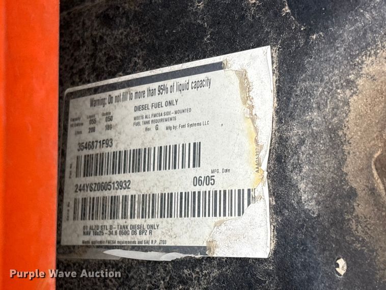 image for item EC8130 2006 International 4300 flatbed truck