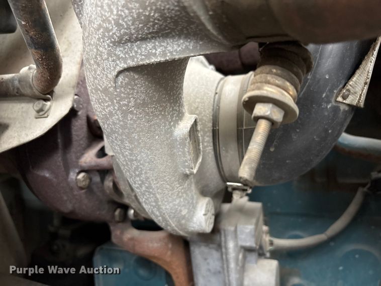 image for item EC8130 2006 International 4300 flatbed truck