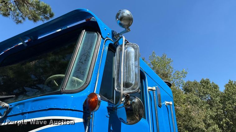 image for item ED2269 1978 Kenworth K100C semi truck