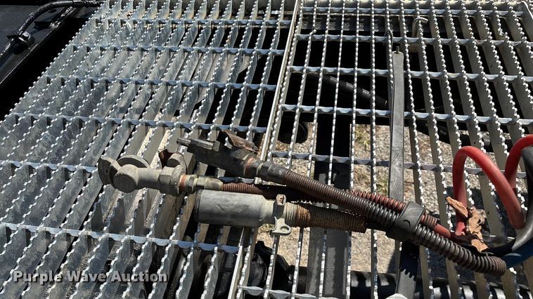 image for item ED2269 1978 Kenworth K100C semi truck