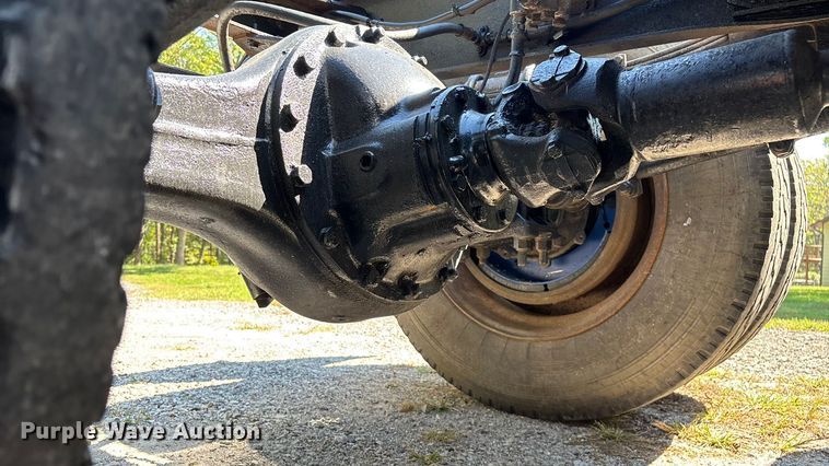 image for item ED2269 1978 Kenworth K100C semi truck