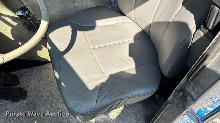 image for item ED2269 1978 Kenworth K100C semi truck