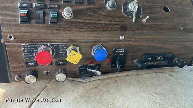 image for item ED2269 1978 Kenworth K100C semi truck