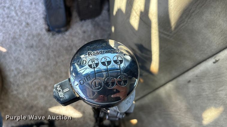 image for item ED2269 1978 Kenworth K100C semi truck