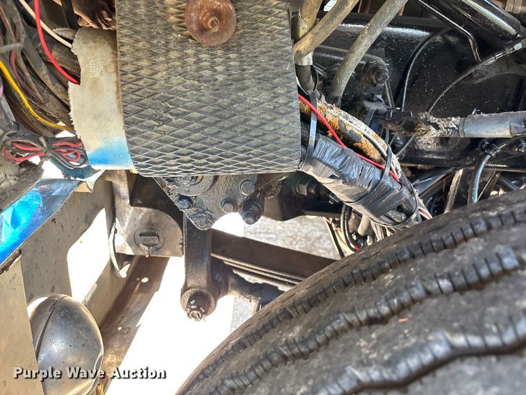 image for item ED2269 1978 Kenworth K100C semi truck