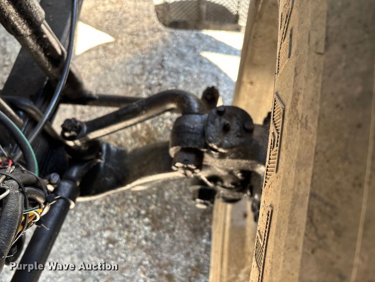 image for item ED2269 1978 Kenworth K100C semi truck