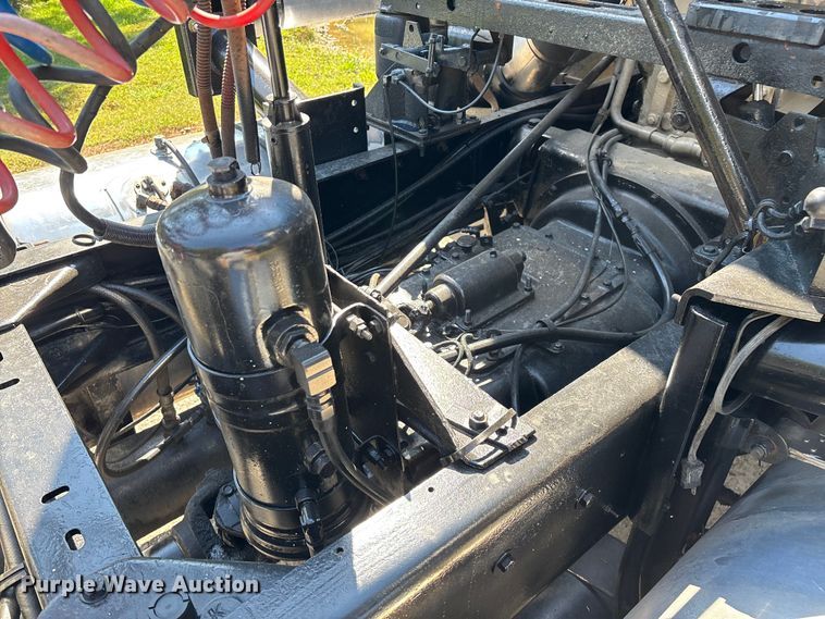 image for item ED2269 1978 Kenworth K100C semi truck