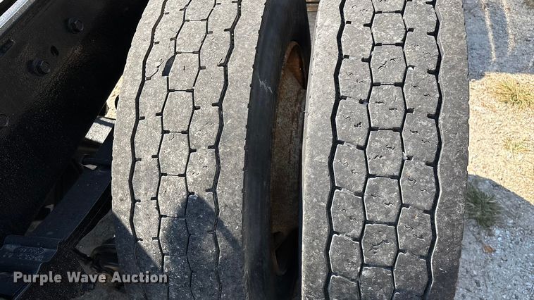 image for item ED2269 1978 Kenworth K100C semi truck