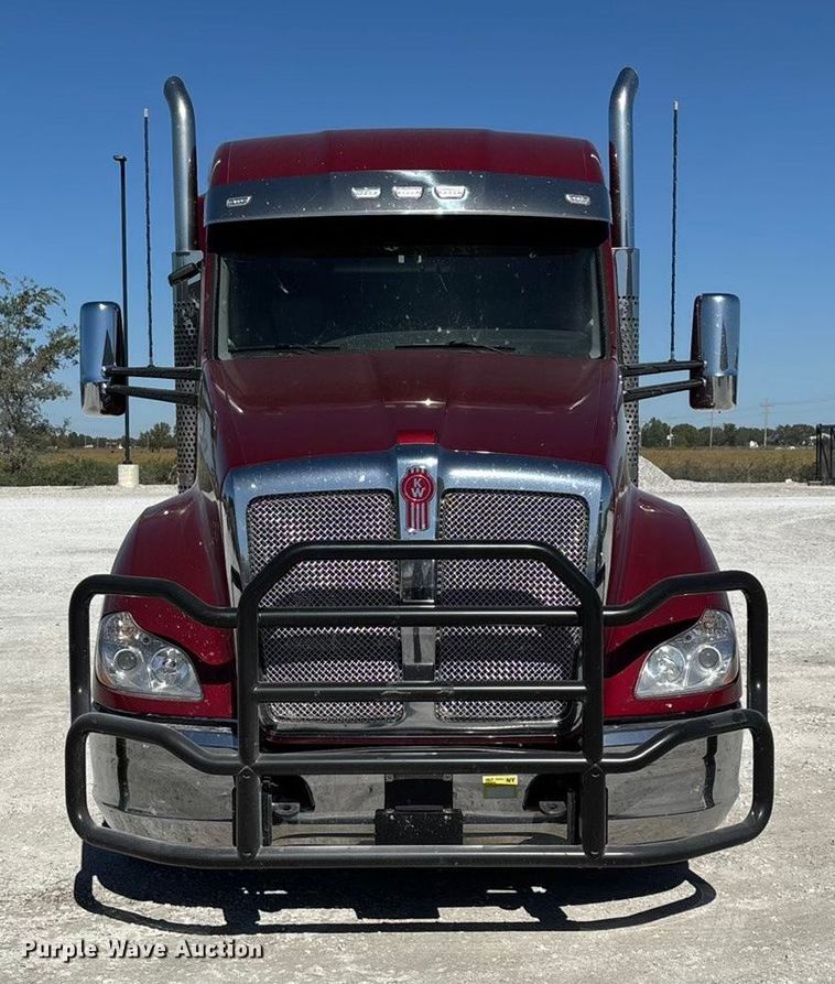 CAMIóN CAMAROTE 2021 KENWORTH