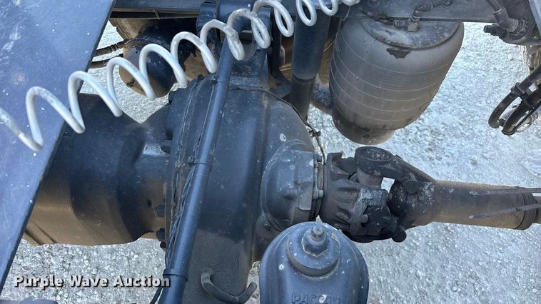 image for item ED2317 2021 Kenworth T680 semi truck