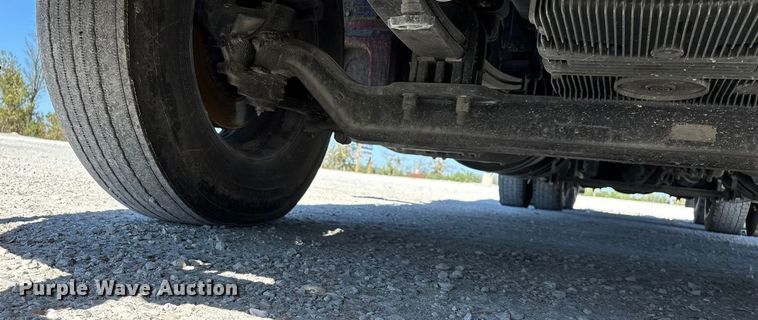 image for item ED2317 2021 Kenworth T680 semi truck