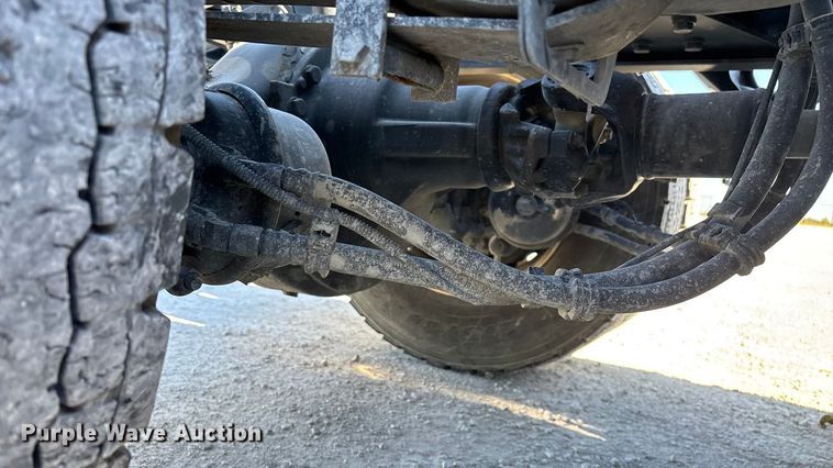 image for item ED2317 2021 Kenworth T680 semi truck