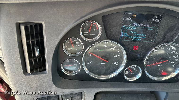 image for item ED2317 2021 Kenworth T680 semi truck