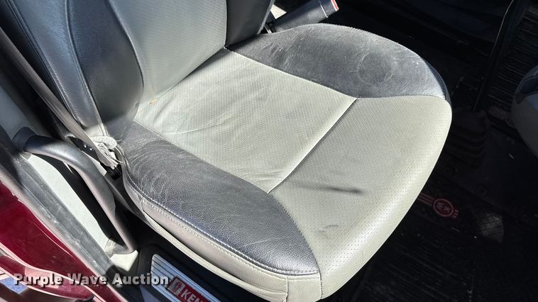 image for item ED2317 2021 Kenworth T680 semi truck